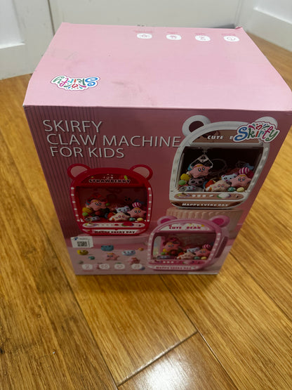Skirfy Claw Machine