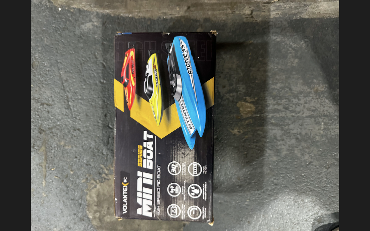 Volantex rc mini boat